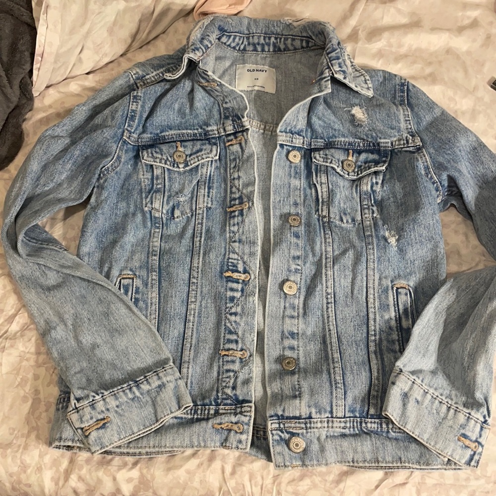 Very cute and go’s with everything